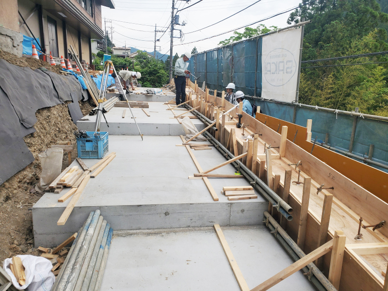 階段及びスロープ施工中